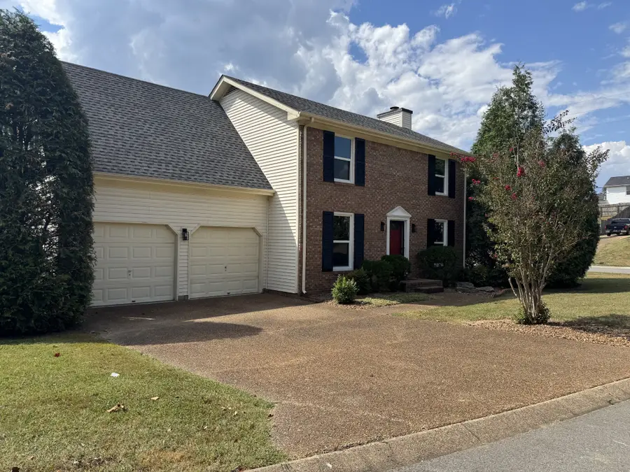 1200 Springwood Dr, Old Hickory, TN 37138 - Image #2