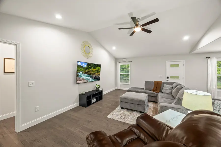 4887 Hilham Rd, Cookeville, TN 38506 - Image #3