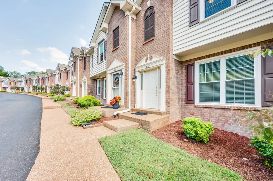 1612 Brentwood Pointe, Franklin, TN 37067 - Image #3