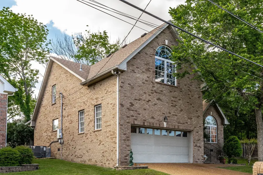 813 Travis Springs Dr, Madison, TN 37115 - Image #3