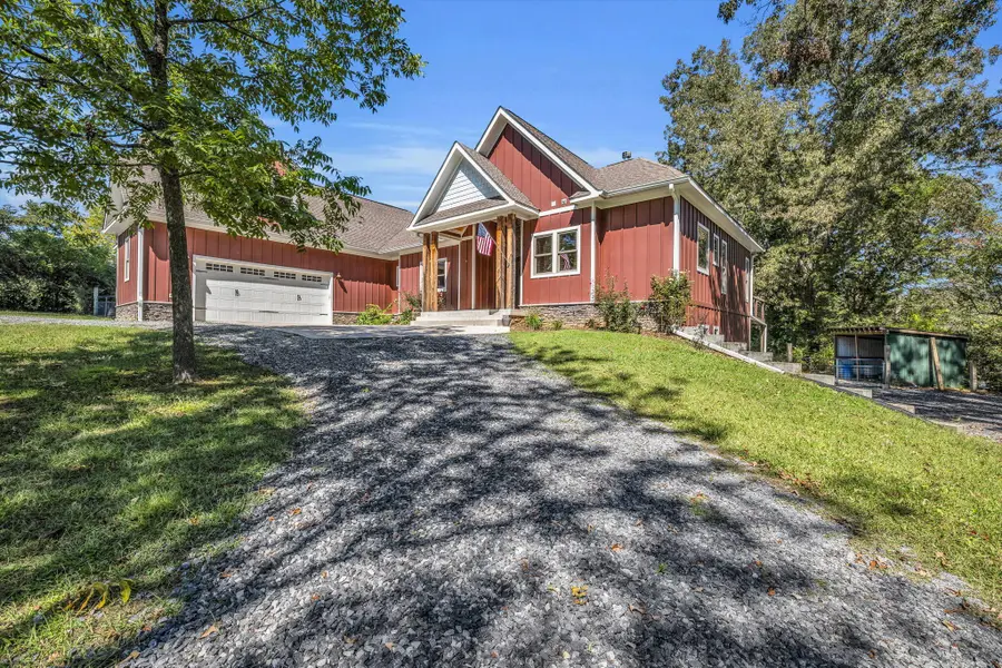 426 Simmons Tawzer Road, Chickamauga, GA 30707 - Image #3