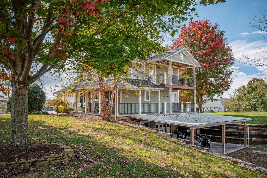 368 Bennett Rd, Sparta, TN 38583 - Image #2