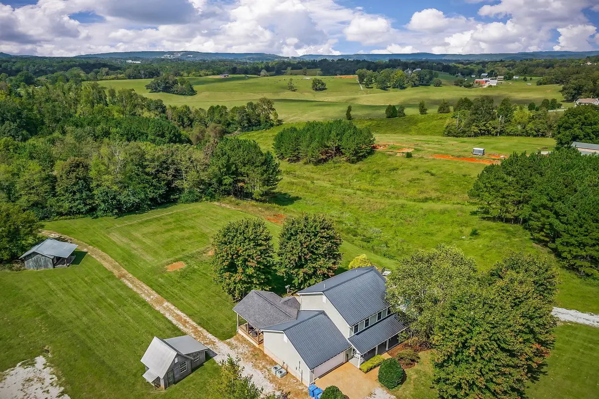 368 Bennett Rd, Sparta, TN 38583 - Image #1