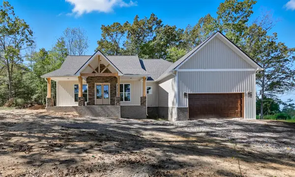 2226 S Hinton Rd, Southside, TN 37171