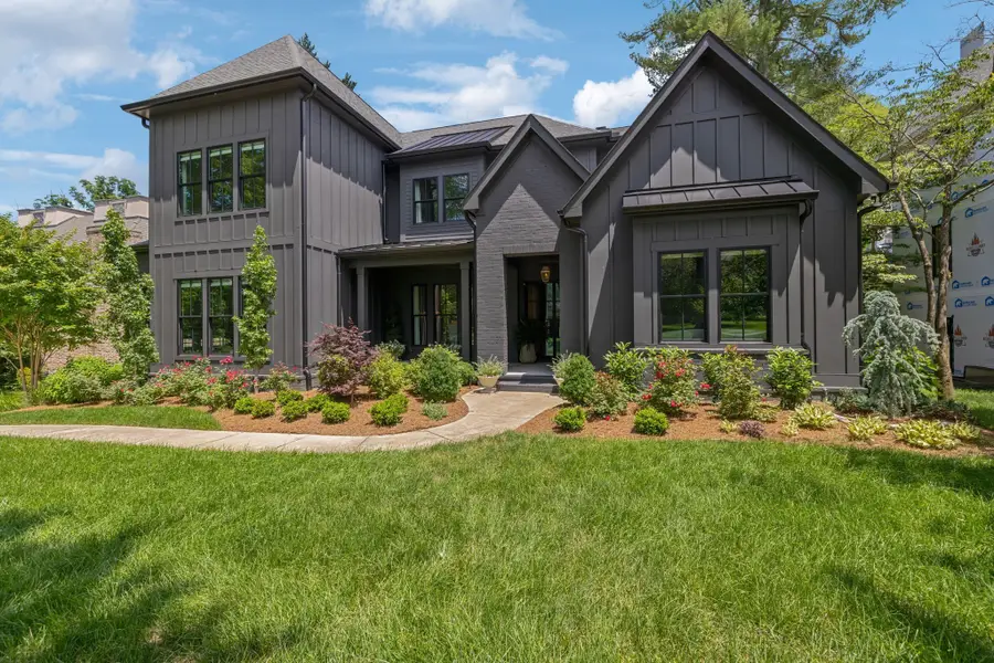 3920 Dorcas Dr, Nashville, TN 37215 - Image #2