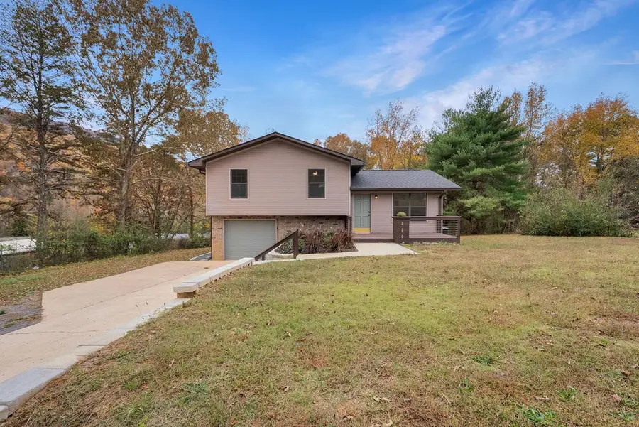 220 Ridgeside Rd, Whitwell, TN 37397 - #2