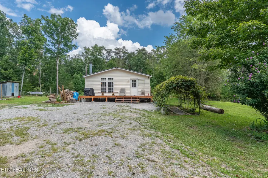 443 Mohawk Drive, Crossville, TN 38572 - Image #2