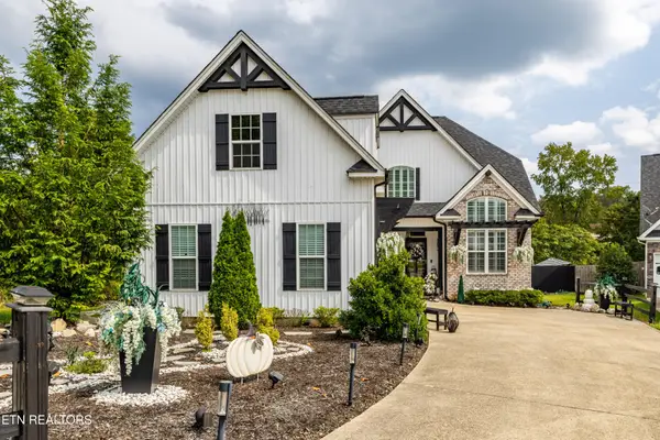 1340 Hillside Lane, Lenoir City, TN 37771