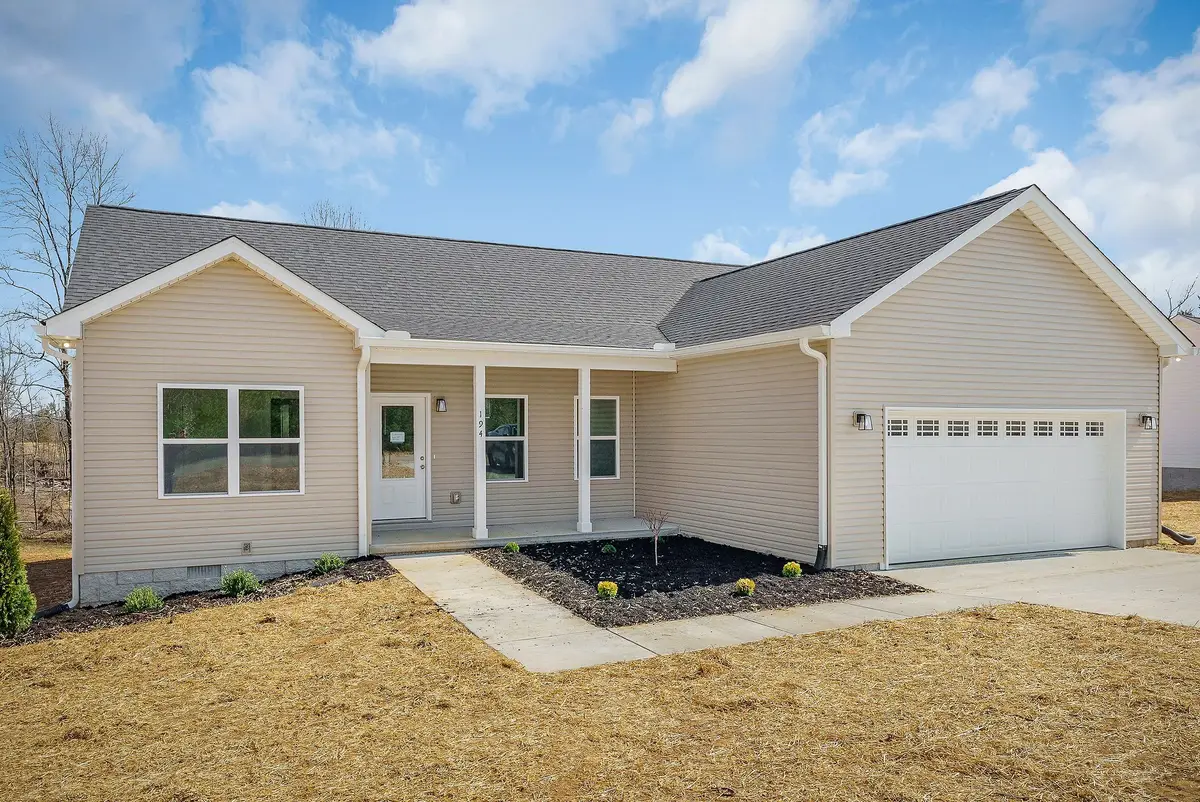 194 Johnson Chapel Rd, Sparta, TN 38583 - Image #1