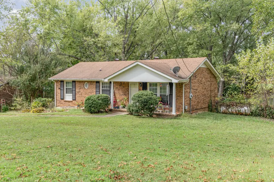2032 Whitland Dr, Clarksville, TN 37043 - Image #2