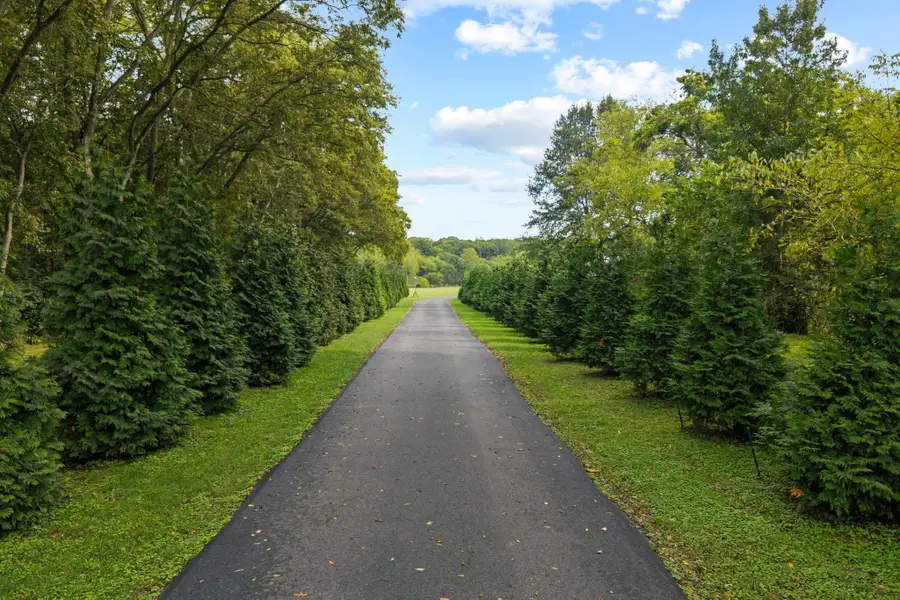 808 N Main St, Mount Pleasant, TN 38474 - Image #2