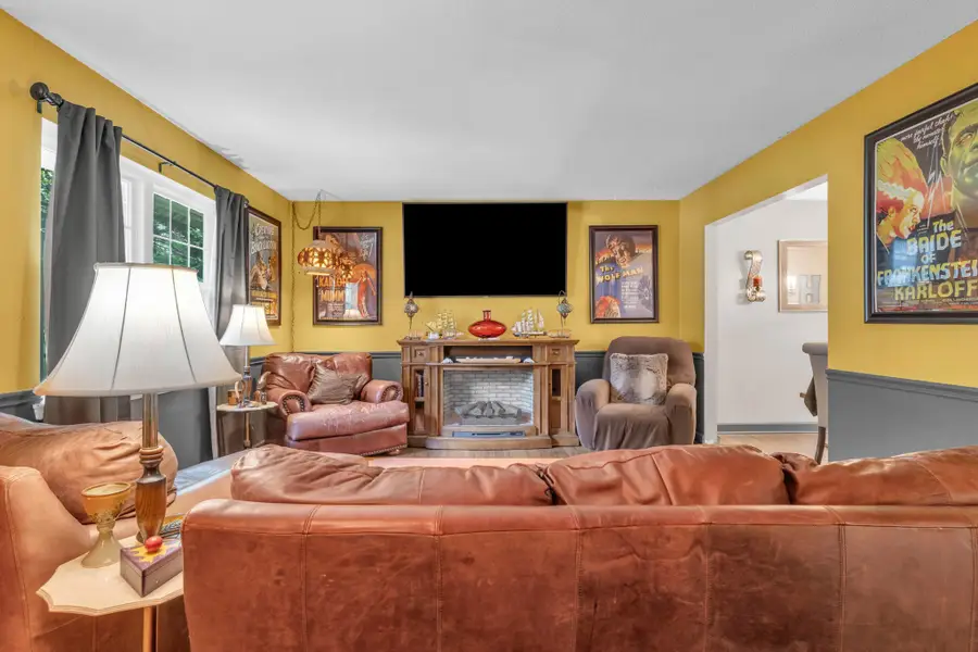 8002 Meadow Crest Lane, Hixson, TN 37343 - Image #3