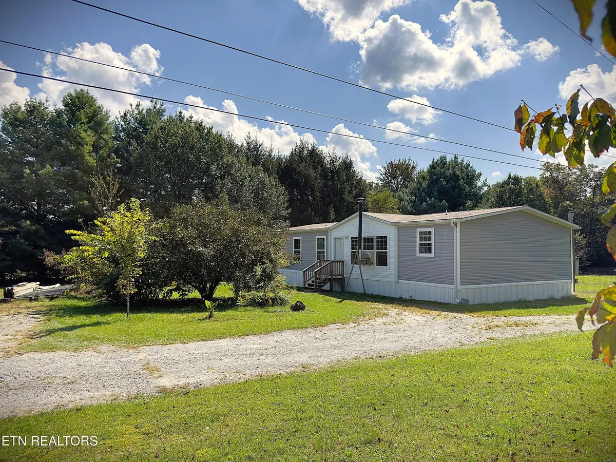 7055 Plateau Rd, Crossville, TN 38571 - Image #1