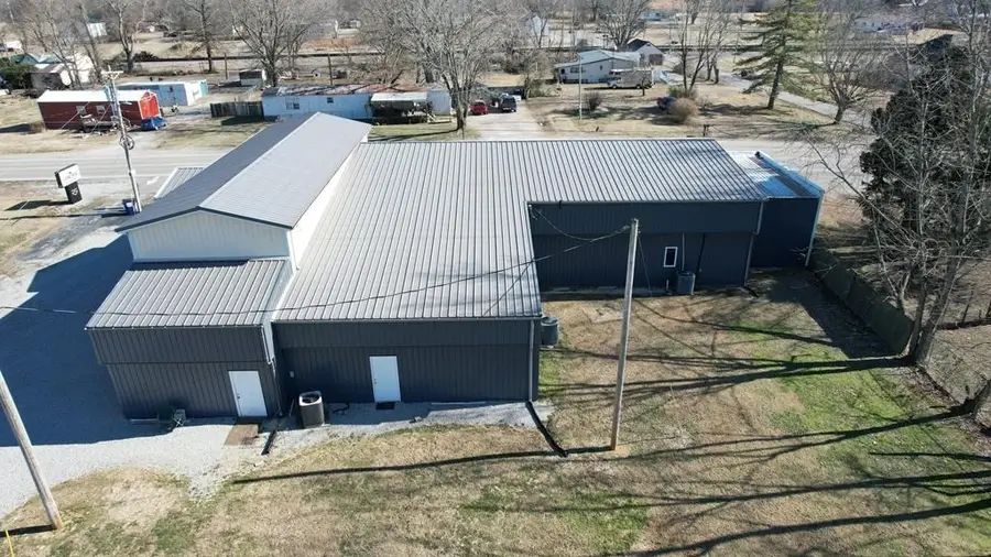 7535 Madisonville Rd, Hopkinsville, KY 42240 - Image #2