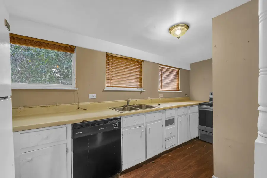 215 E 15th St E, Cookeville, TN 38501 - Image #2