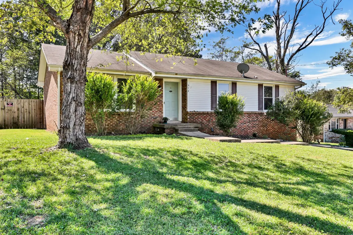 614 Cayce Dr, Clarksville, TN 37042 - Image #1