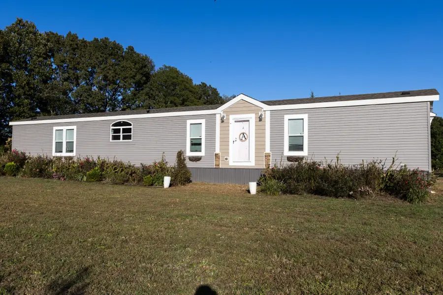 307 Swiss Colony Rd, Hohenwald, TN 38462 - Image #2