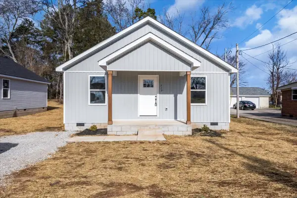 713 Hunt St, Winchester, TN 37398