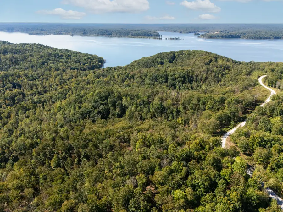 33 Vista Ridge Dr, Stewart, TN 37175 - Image #3