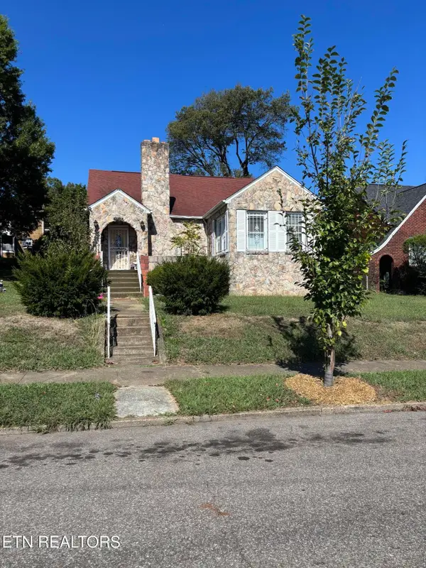 2715 Parkview Ave, Knoxville, TN 37914