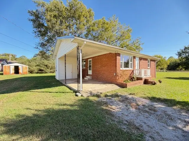 128 Stewart St, Cowan, TN 37318 - Image #3