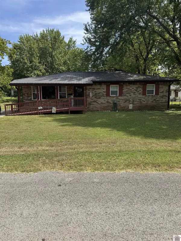 2531 Faulkner Dr, Hopkinsville, KY 42240