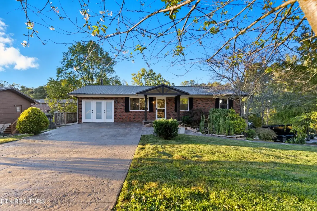 2833 Ithaca Drive, Knoxville, TN 37918 - Image #1