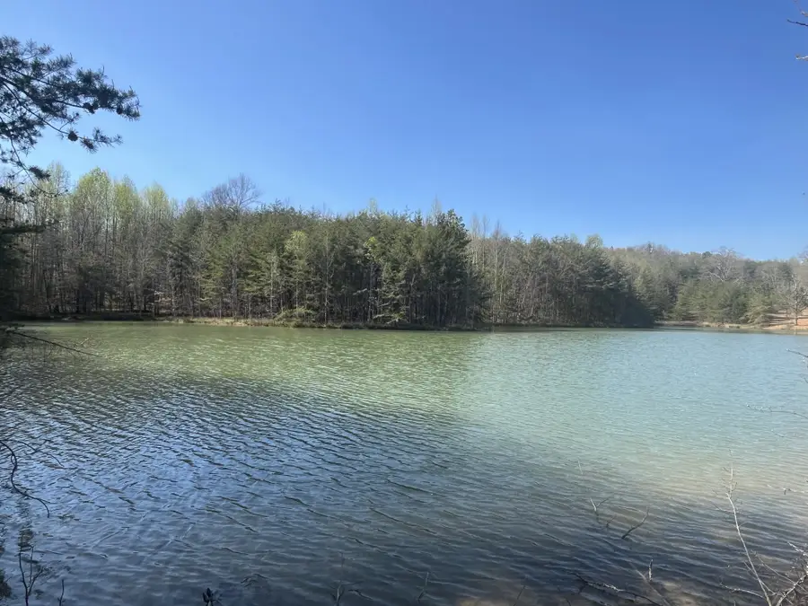 214 Edmonds Rd, Spencer, TN 38585 - Image #2