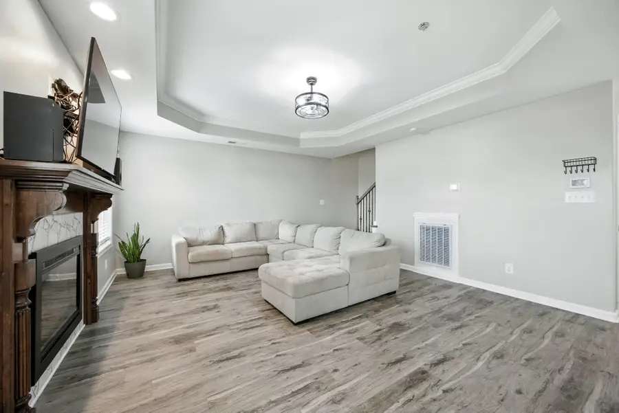 214 Elwell Rd, Clarksville, TN 37042 - Image #2