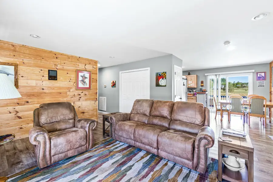 237 Fremont Rd, Doyle, TN 38559 - Image #2