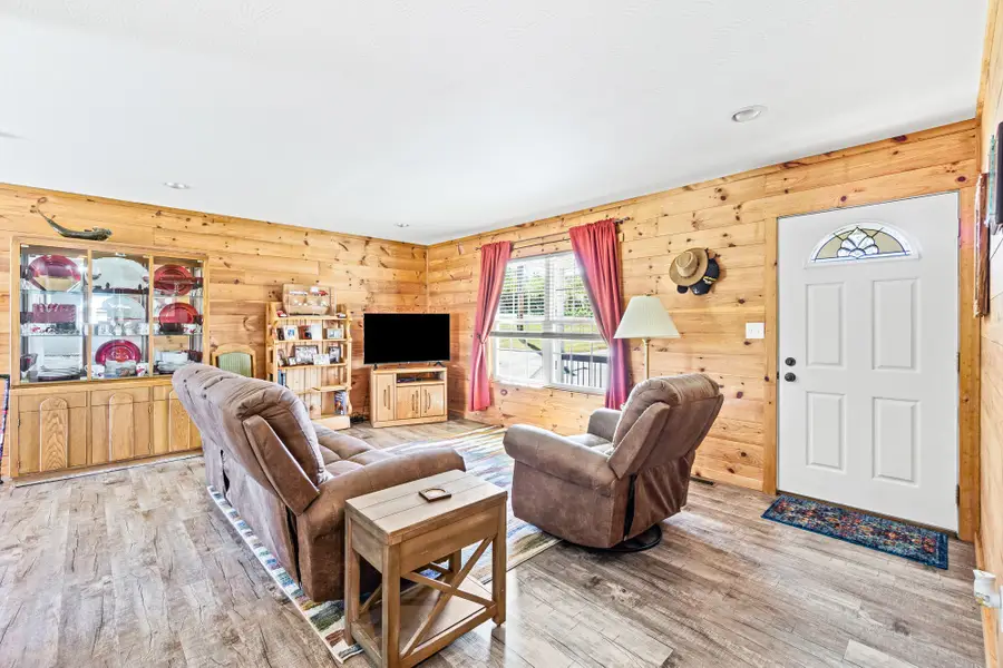 237 Fremont Rd, Doyle, TN 38559 - Image #3