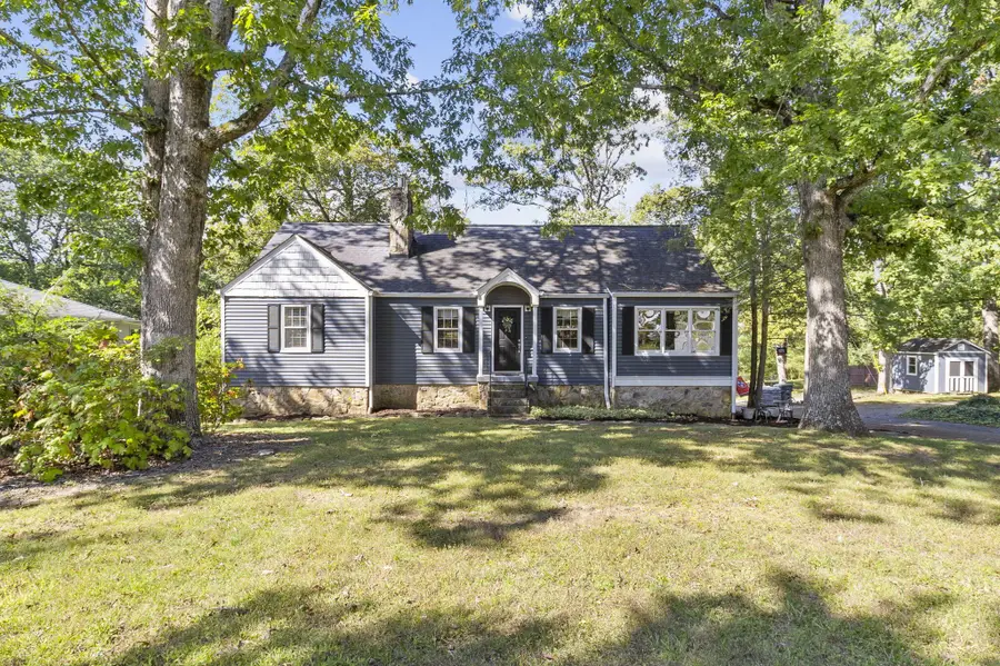 905 Ridgeway Avenue, Signal Mountain, TN 37377 - Image #2