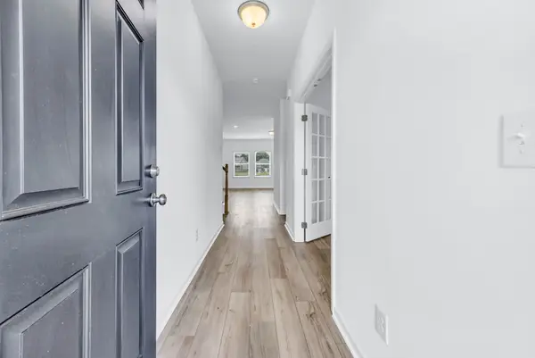 1391 English Oak Dr, Clarksville, TN 37043