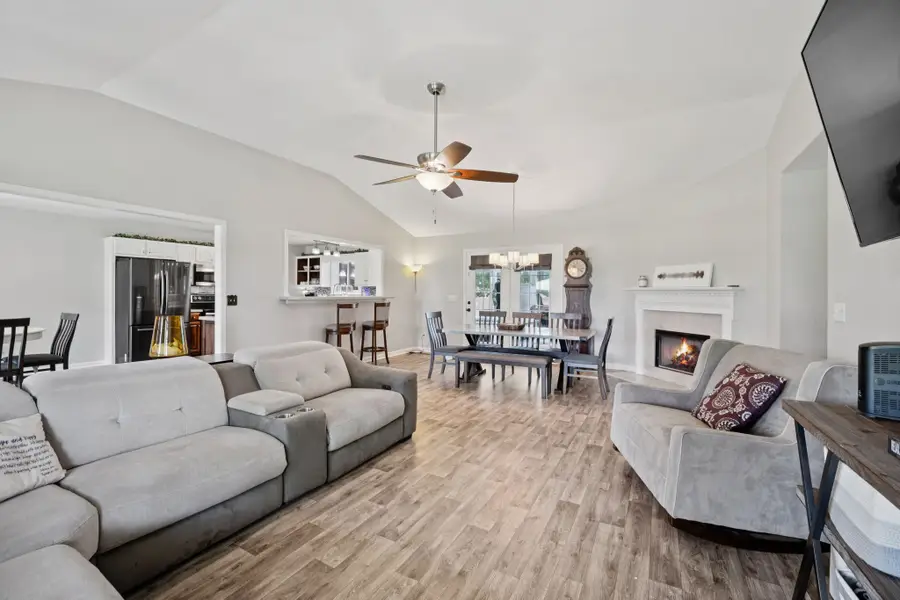 1904 Digg Ct, Columbia, TN 38401 - Image #2