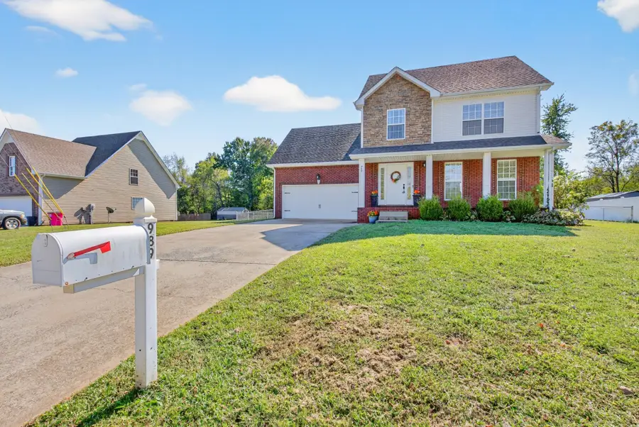 989 Ernest Stewart Dr, Clarksville, TN 37042 - Image #3