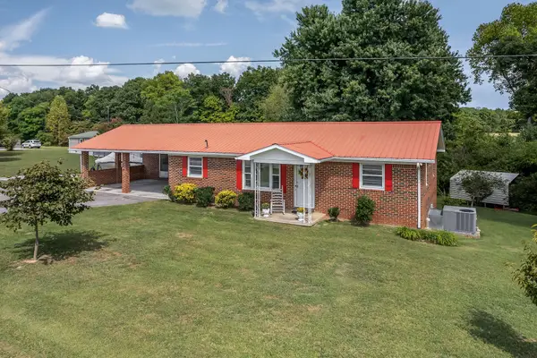 8893 Holmes Creek Rd, Smithville, TN 37166
