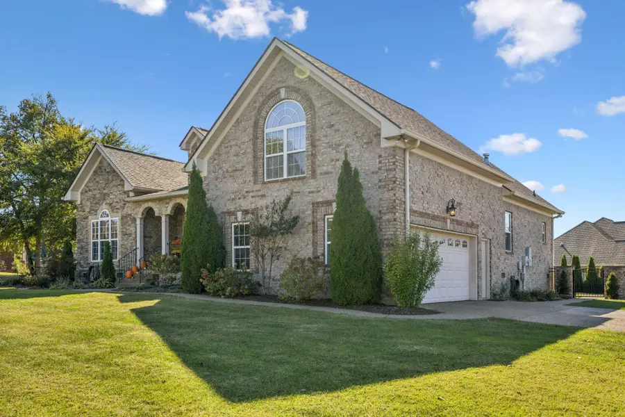 805 Harrisburg Ln, Mount Juliet, TN 37122 - Image #3