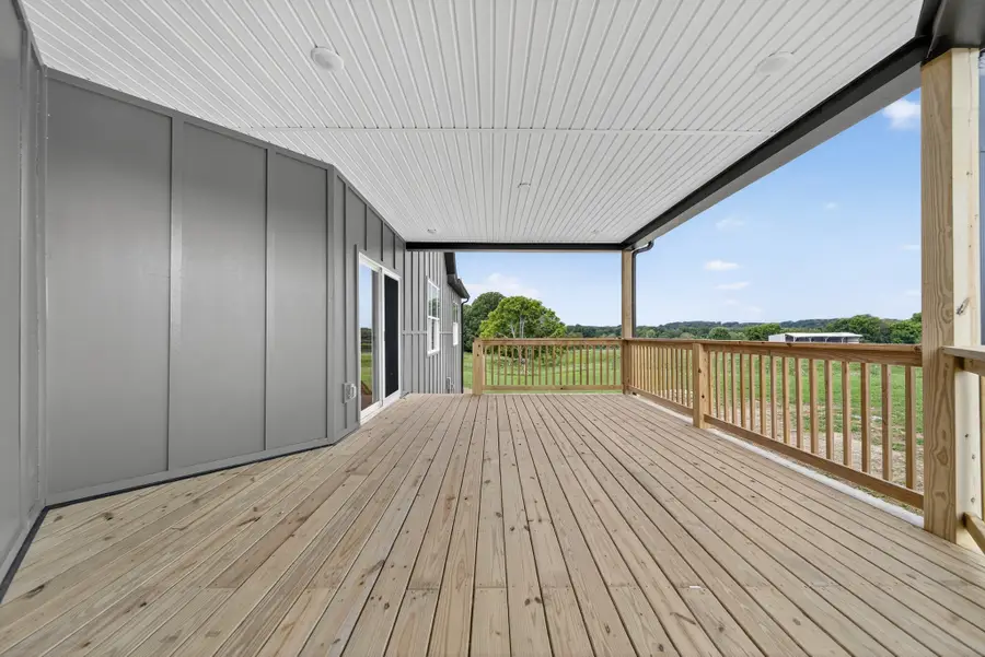 1263 N Sumner Rd, Bethpage, TN 37022 - Image #2