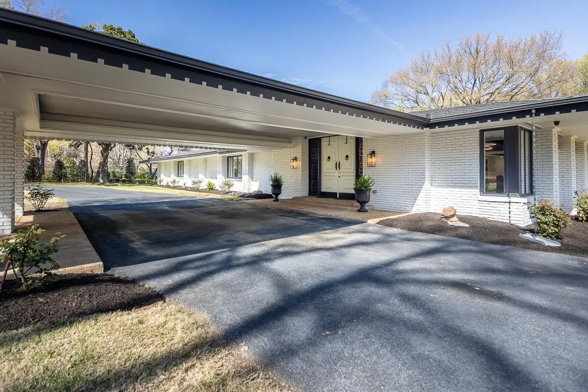 180 Waring Rd, Memphis, TN 38117 - #1