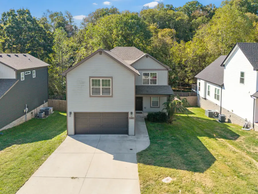 128 Bonnell Dr, Clarksville, TN 37042 - Image #2