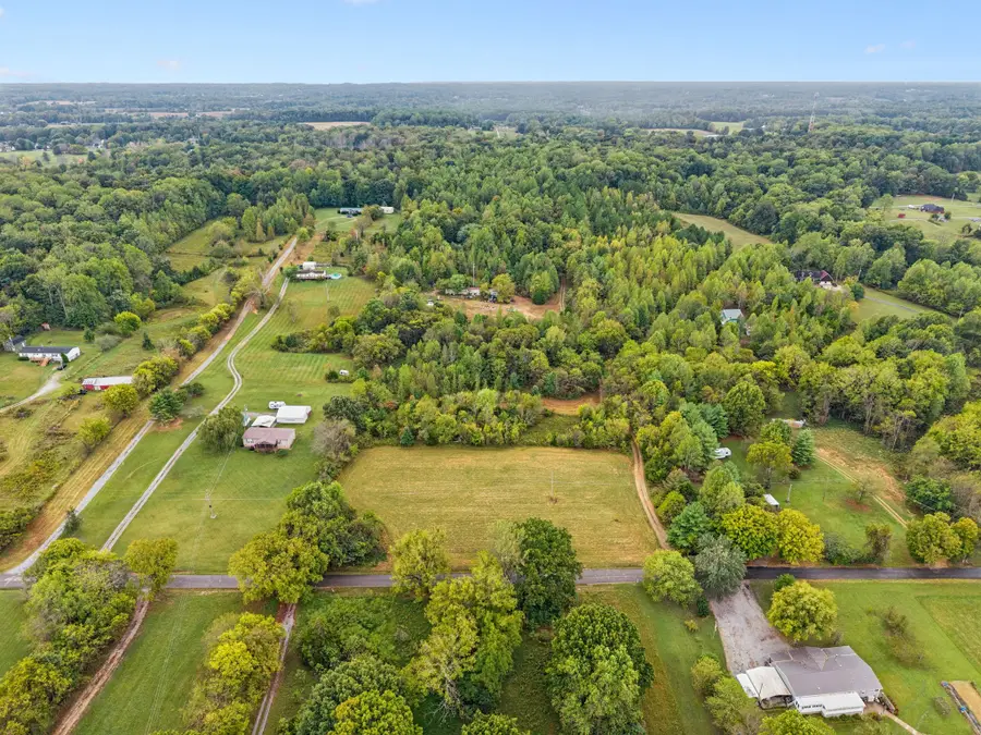 7452 Chowning Rd, Springfield, TN 37172 - Image #2