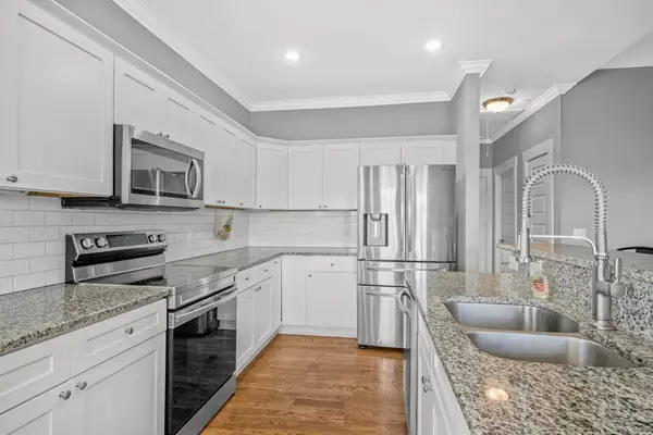 1021 Tulip Dr, Ashland City, TN 37015