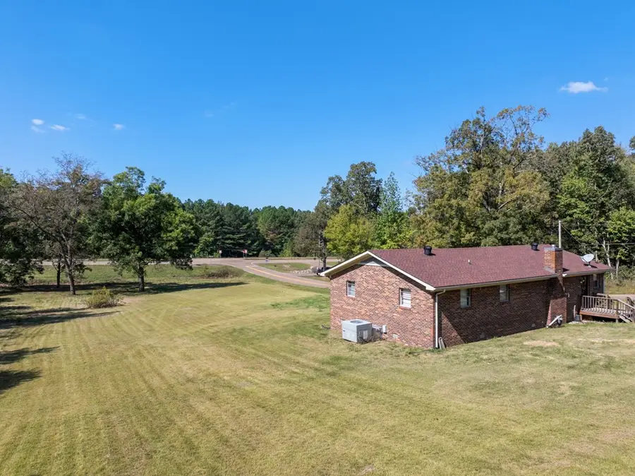 50 Cox Ln, Huntingdon, TN 38344 - Image #2