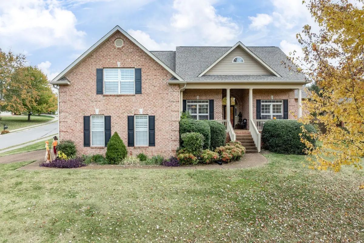 2754 Jutes Dr, Thompsons Station, TN 37179 - Image #1