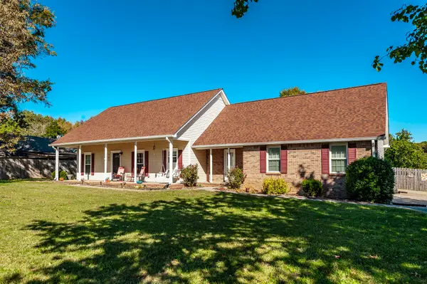 503 Cedar Brook Dr, White House, TN 37188