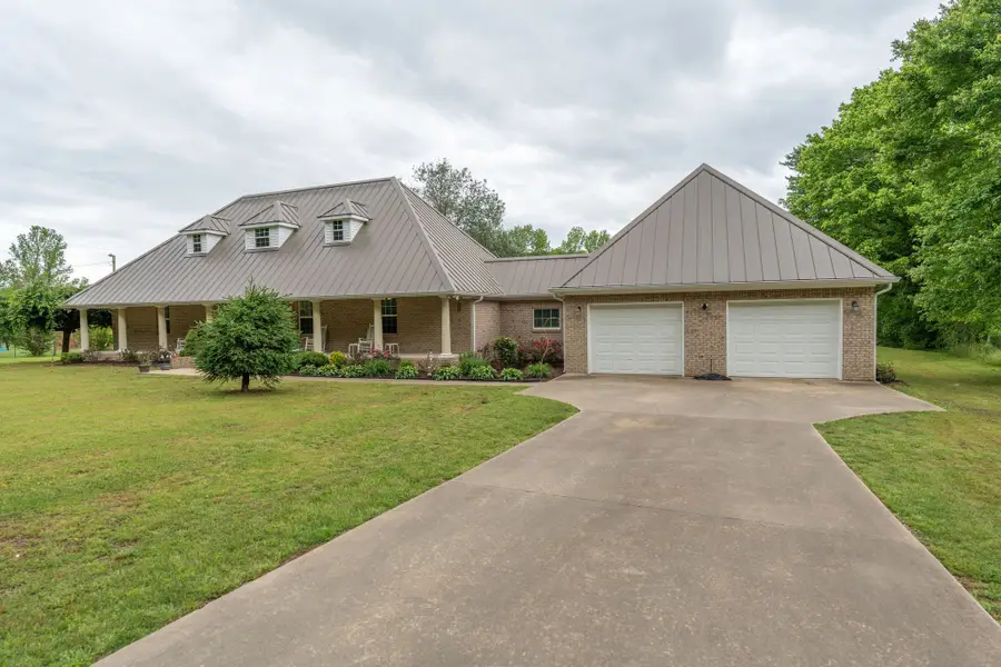 8276 Middle Butler Rd, Iron City, TN 38463 - #3