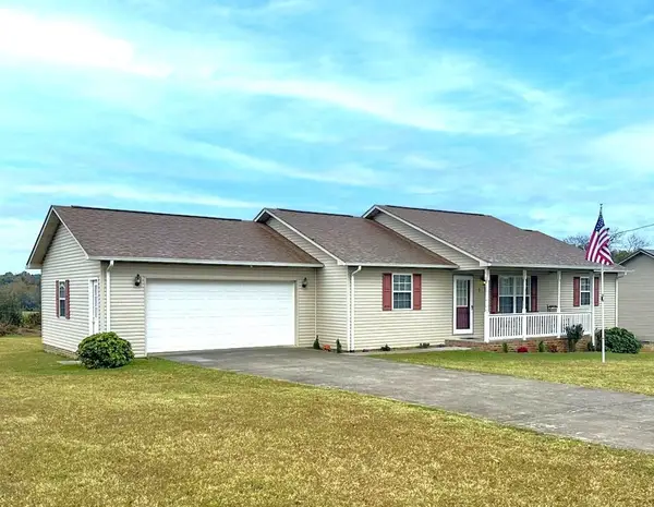 432 Tyler Dr, Dandridge, TN 37725