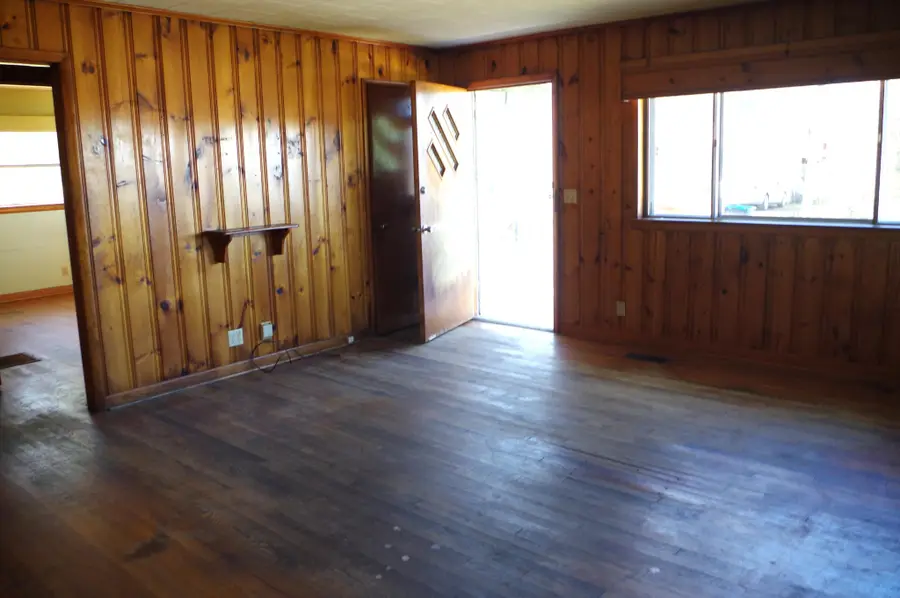 1204 Wooden Avenue, Rossville, GA 30741 - Image #2