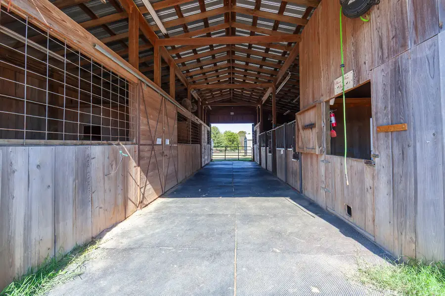 130 Cooper Anderson Rd, Jackson, TN 38305 - Image #3