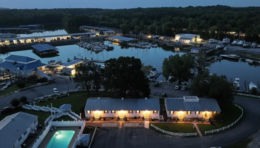 103 Harborview, Grand Rivers, KY 42045 - Image #2